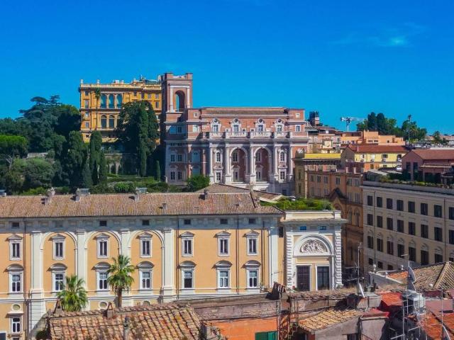 Attico in vendita a Municipio Roma I, Roma Capitale