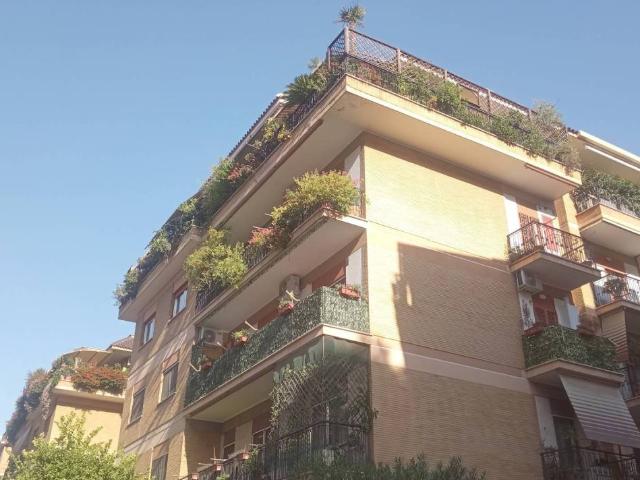 Attico in vendita a Monte Sacro, Roma