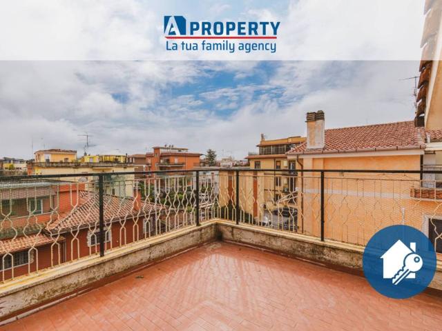 Attico in vendita a Castel di Decima, Roma