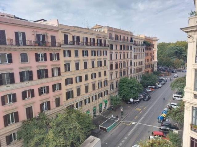 Attico in vendita a Municipio Roma I, Roma Capitale