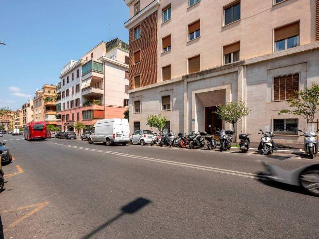 Attico in vendita a Municipio Roma II, Roma Capitale
