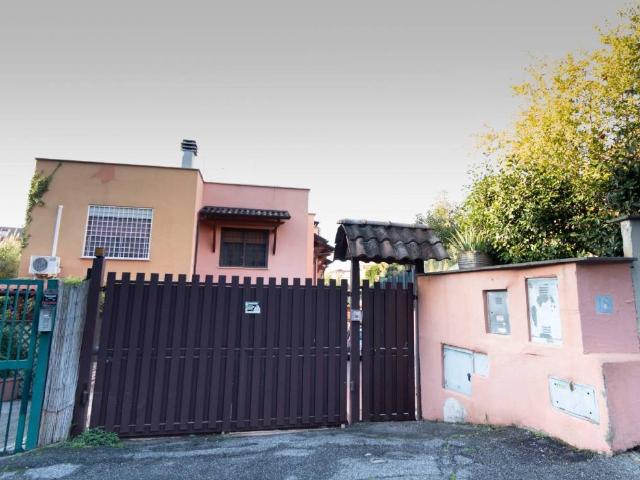 Attico in vendita a Casal Lumbroso, Roma Capitale