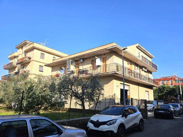 Attico in vendita a Villa Verde, Roma Capitale