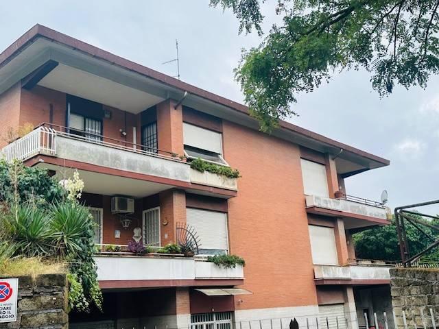 Attico in vendita a La Giustiniana, Roma