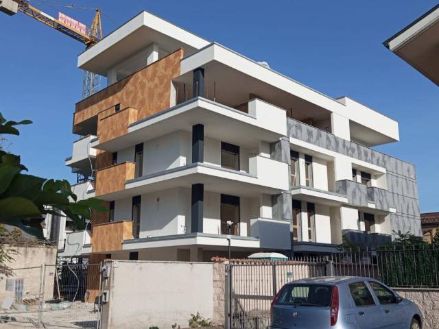 Attico in vendita a Villa Verde, Roma