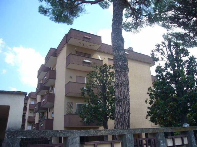Attico in vendita a Morena, Roma