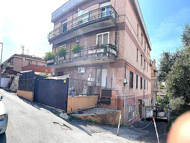 Attico in vendita a Municipio Roma IX, Roma Capitale