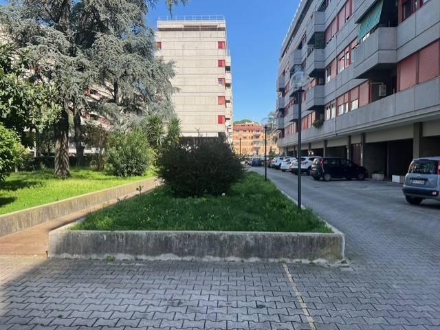 Attico in vendita a Municipio Roma III, Roma Capitale