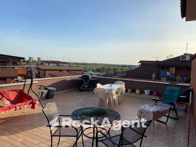 Attico in vendita a Acqua Vergine, Roma