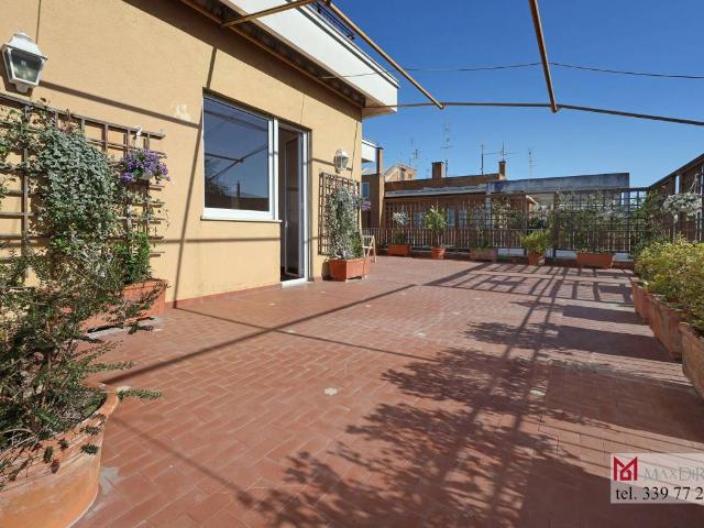 Attico in vendita a Monte Sacro Alto, Roma