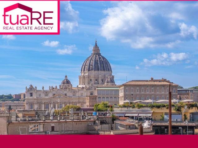 Attico in vendita a Municipio Roma I, Roma Capitale