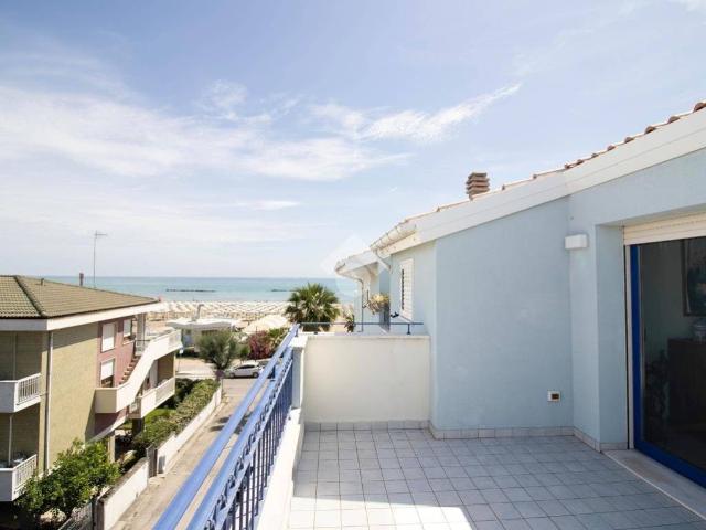 Attico in vendita a Roseto Degli Abruzzi, Abruzzo