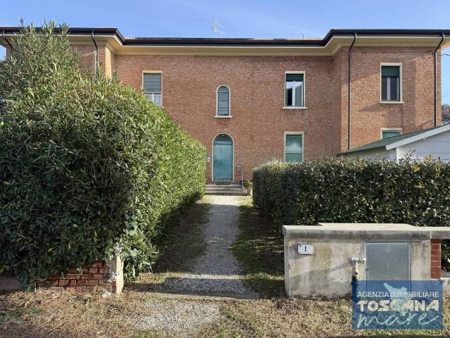 Attico in vendita a Rosignano Marittimo, Toscana