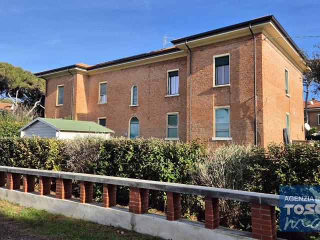 Attico in vendita a Rosignano Marittimo, Toscana