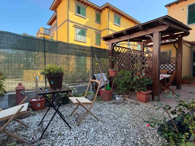 Attico in vendita a Rosignano Marittimo, Toscana
