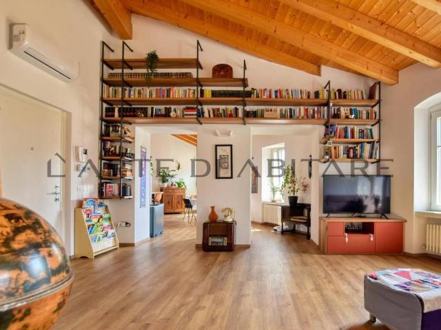 Attico in vendita a Comunità della Vallagarina, Borgo Sacco