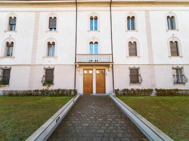 Attico in vendita a Pianura Reggiana, Re