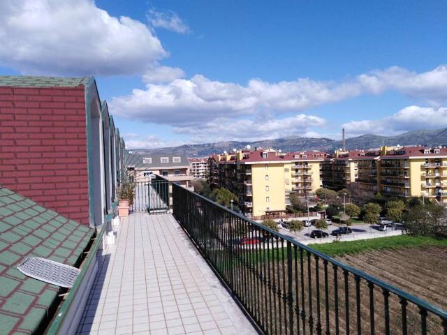 Attico in vendita a San Nicola La Strada, Campania