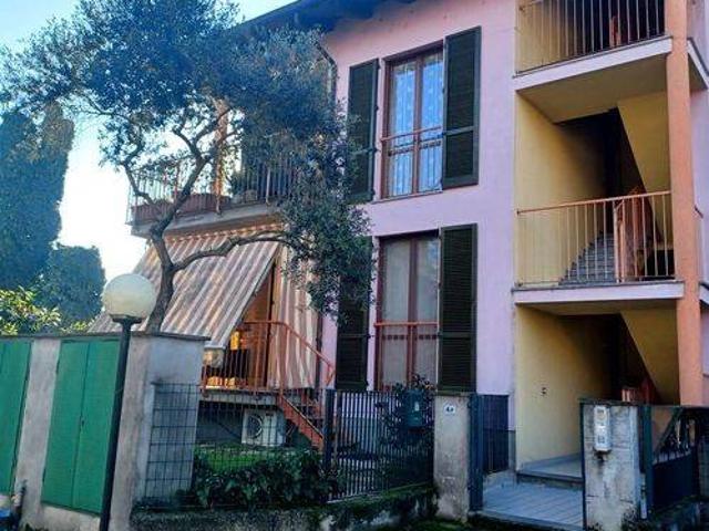 Attico in vendita a Sannazzaro De' Burgondi, Lombardia