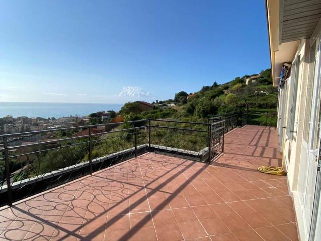 Attico in vendita a San Remo, Liguria