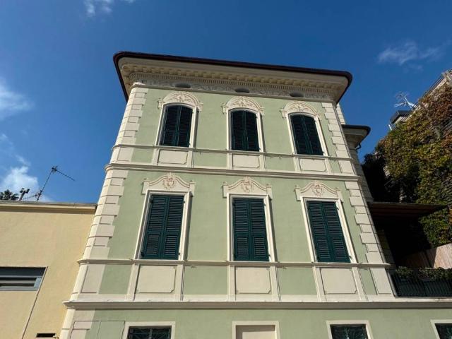 Attico in vendita a San Lorenzo Della Costa, Liguria
