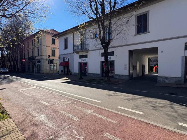 Attico in vendita a Volta-Prealpi, Saronno