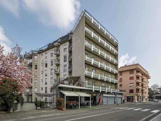 Attico in vendita a Volta-Prealpi, Saronno