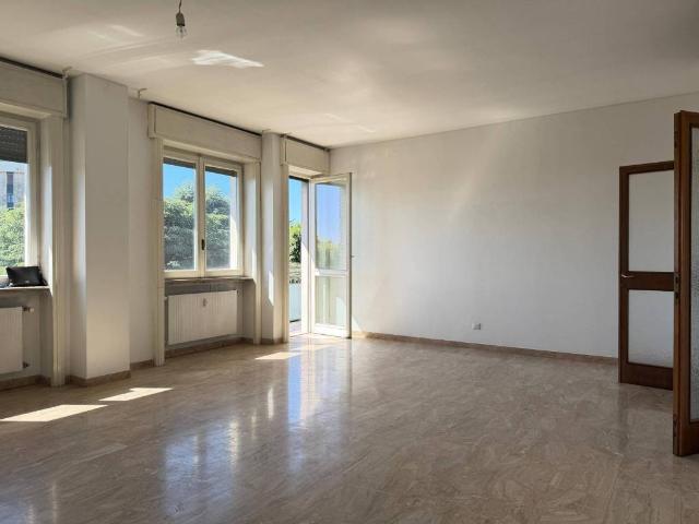 Attico in vendita a Volta-Prealpi, Saronno