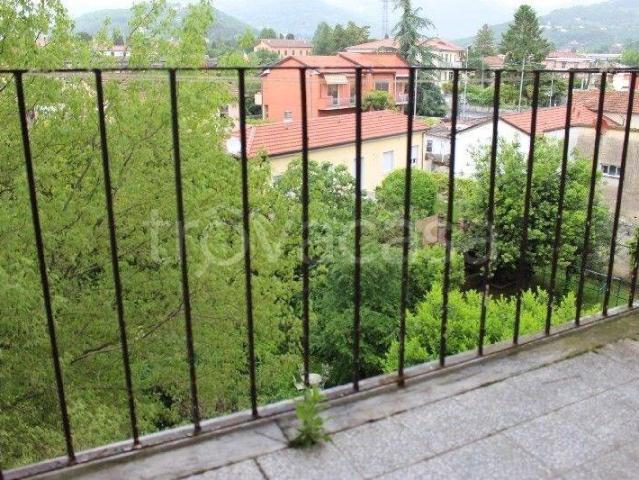Attico in vendita a Sarzana, Liguria