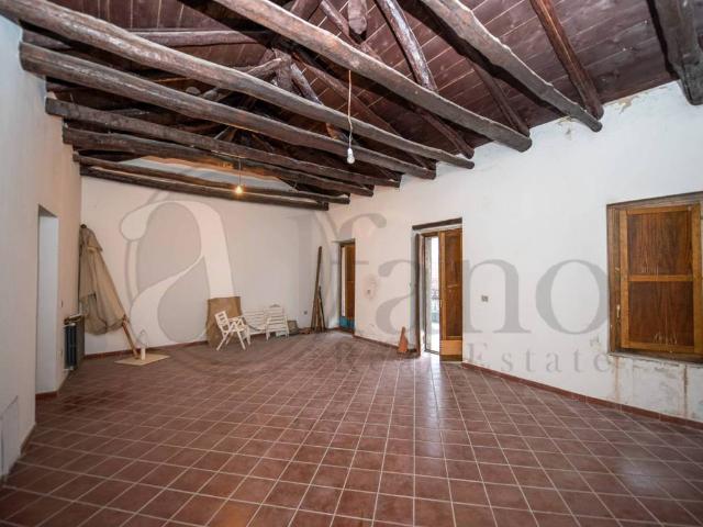 Attico in vendita a Sasso Di Castalda, Basilicata