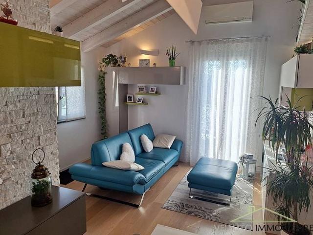 Attico in vendita a Borgo Molino, Senigallia