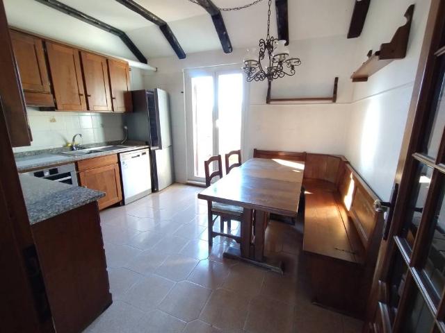 Attico in vendita a Serra Riccò, Liguria