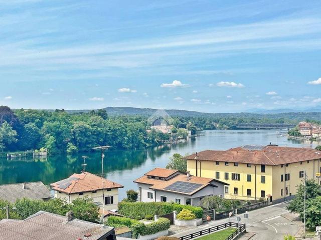 Attico in vendita a Abbazia, Sesto Calende