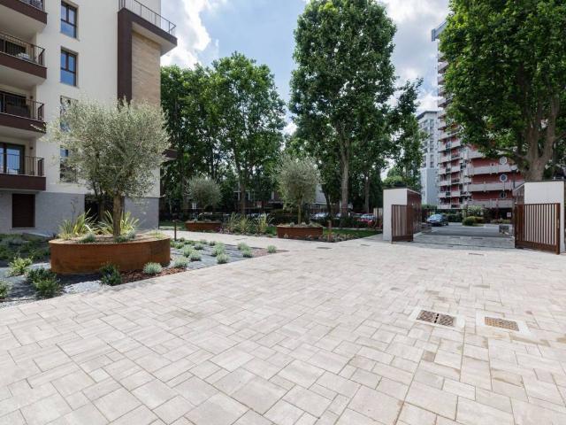 Attico in vendita a Zona Omogenea Milano Nord, Sesto San Giovanni