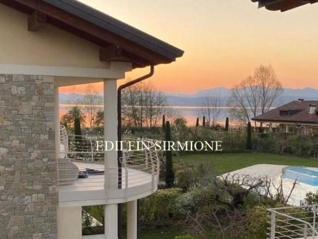 Attico in vendita a Colombare, Sirmione