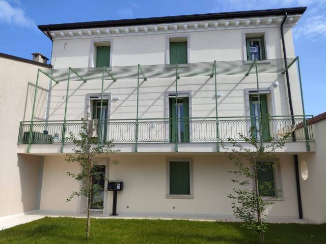 Attico in vendita a Soave, Verona