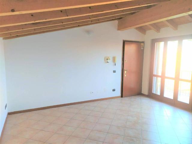 Attico in vendita a Somaglia, Lombardia