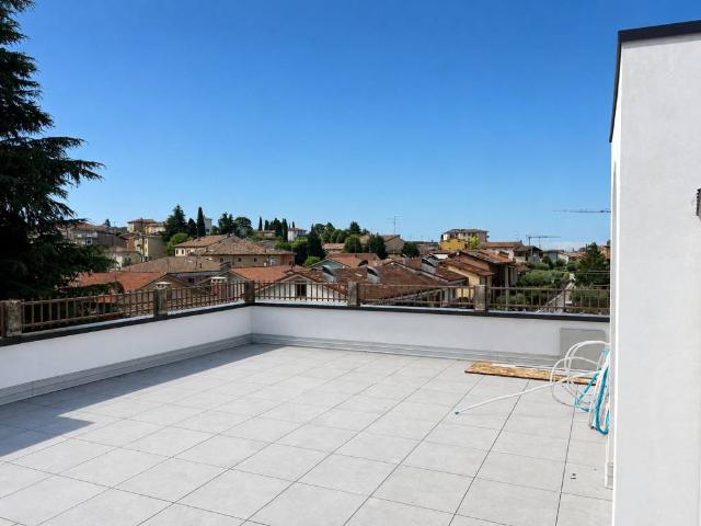 Attico in vendita a Palazzolo, Sona