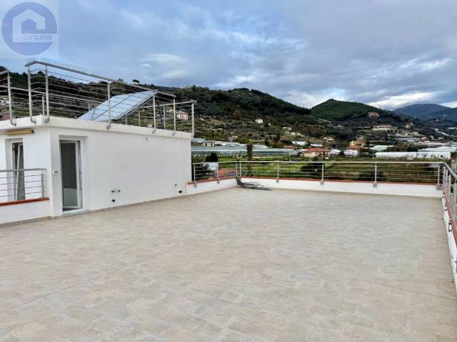 Attico in vendita a Taggia, Arma Di Taggia