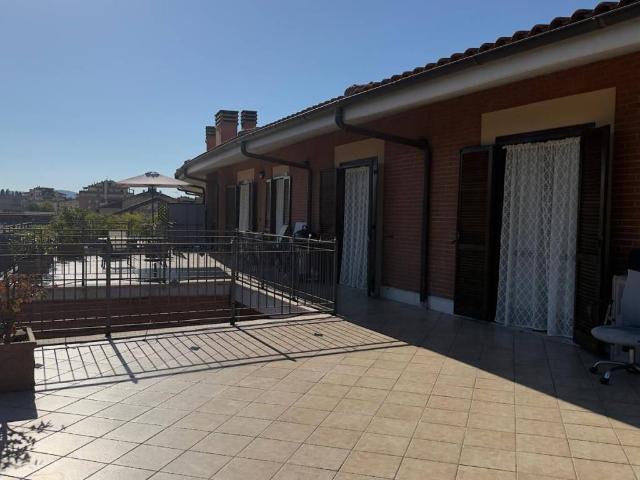 Attico in vendita a Borgo Rivo, Terni