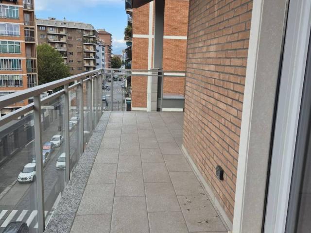 Attico in vendita a Santa Rita, Torino