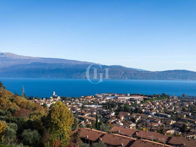 Attico in vendita a Comunità Montana Parco Alto Garda bresciano, Toscolano Maderno