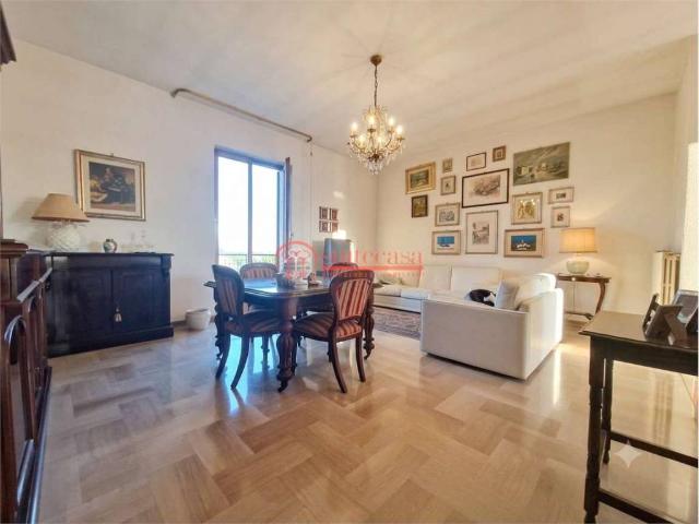 Attico in vendita a Puglia, Barletta-andria-trani