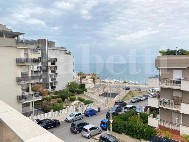 Attico in vendita a Puglia, Barletta-andria-trani
