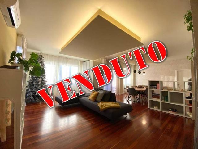 Attico in vendita a Baracche, Trezzo Sull'adda