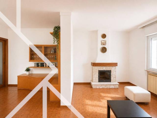 Attico in vendita a San Giovanni-Chiadino-Rozzol, Villa Opicina
