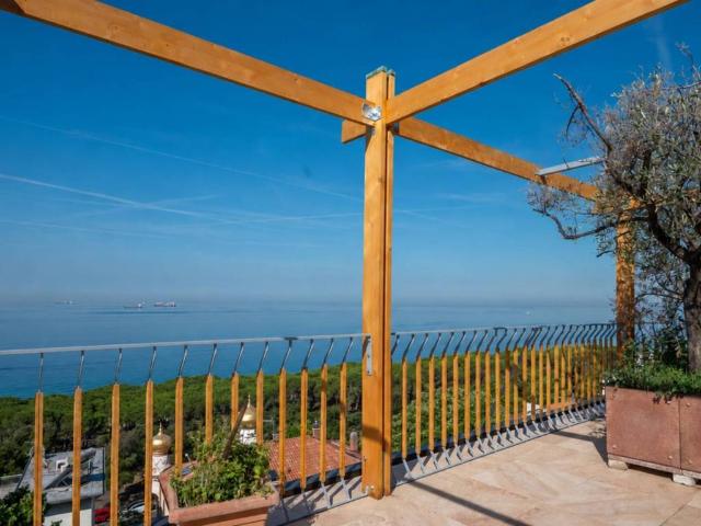 Attico in vendita a Roiano-Gretta-Barcola-Cologna-Scorcola, Villa Opicina
