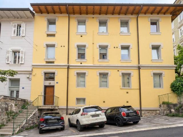Attico in vendita a Città Nuova-Barriera Nuova-San Vito-Città Vecchia, Villa Opicina