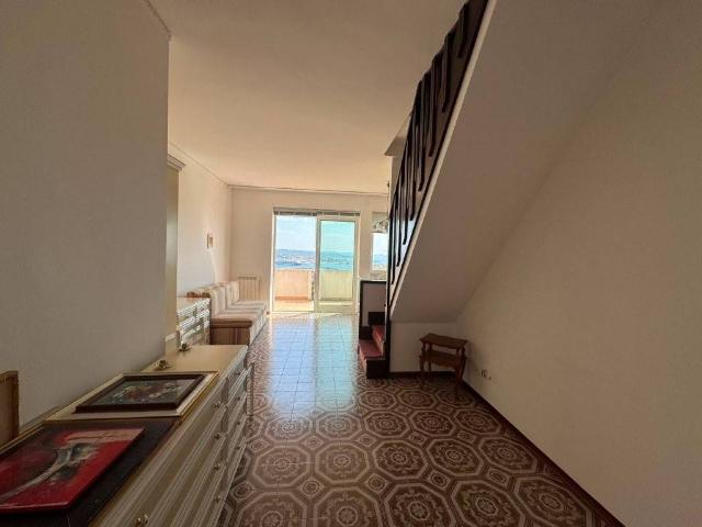 Attico in vendita a Opicina / Opčine, Villa Opicina