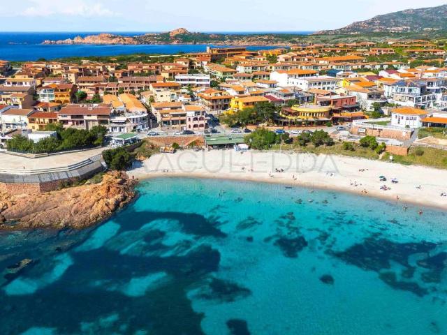 Attico in vendita a Trinità d'Agultu e Vignola, Sardigna/Sardegna
